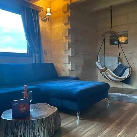 Little House Semesterbostad Zab