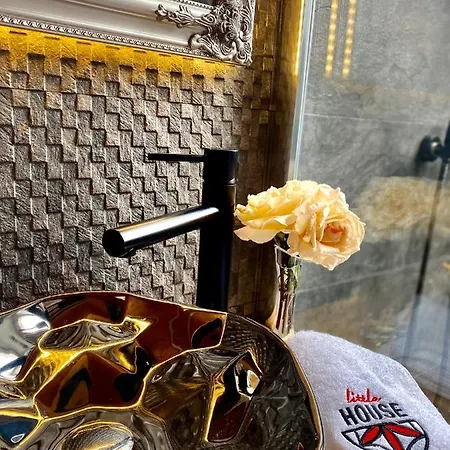 Nyaraló Little House Ząb